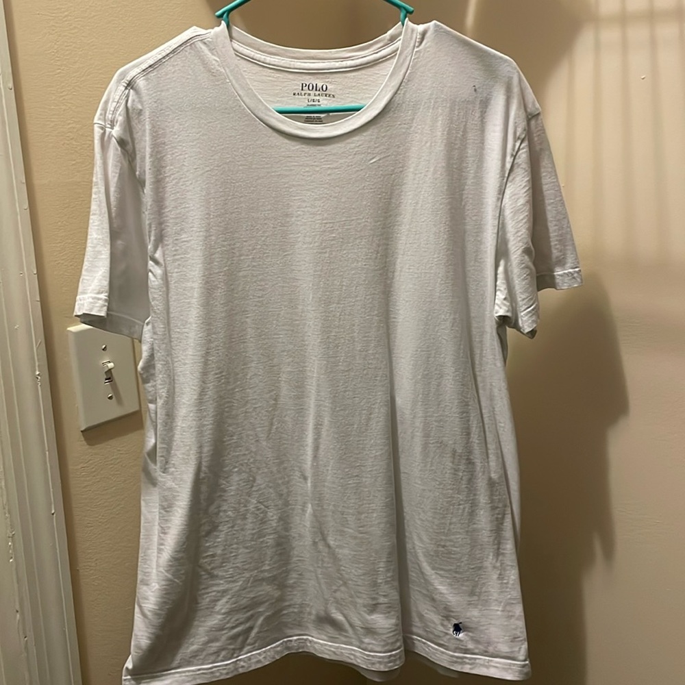 Polo Ralph Lauren T-Shirts. Quantity 4. Size Large Classic Fit.